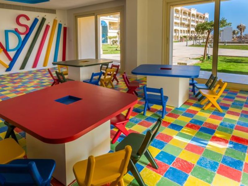 Albatros White Beach  130065