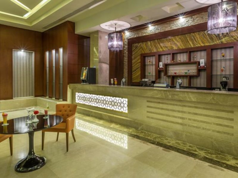 Albatros White Beach  130072