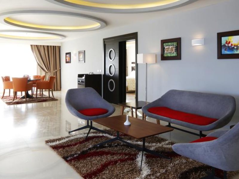 Albatros White Beach  130079