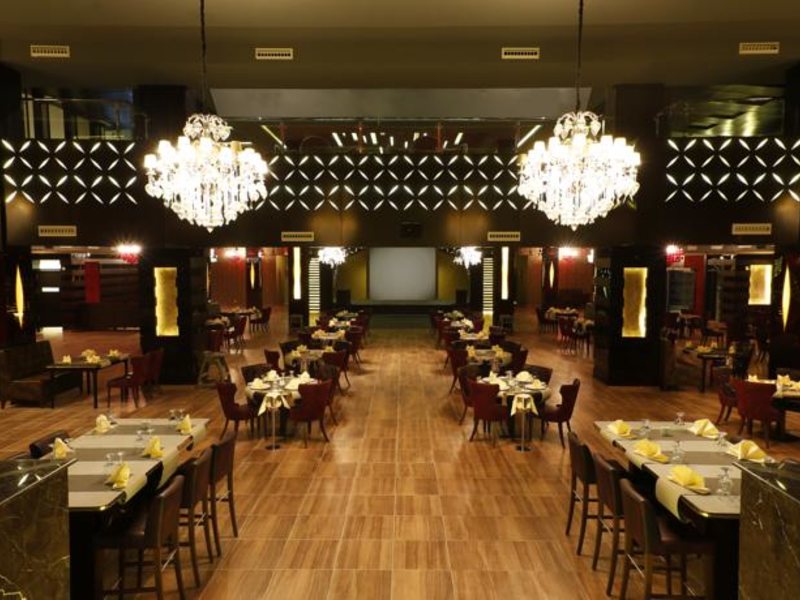 Albatros White Beach  130084