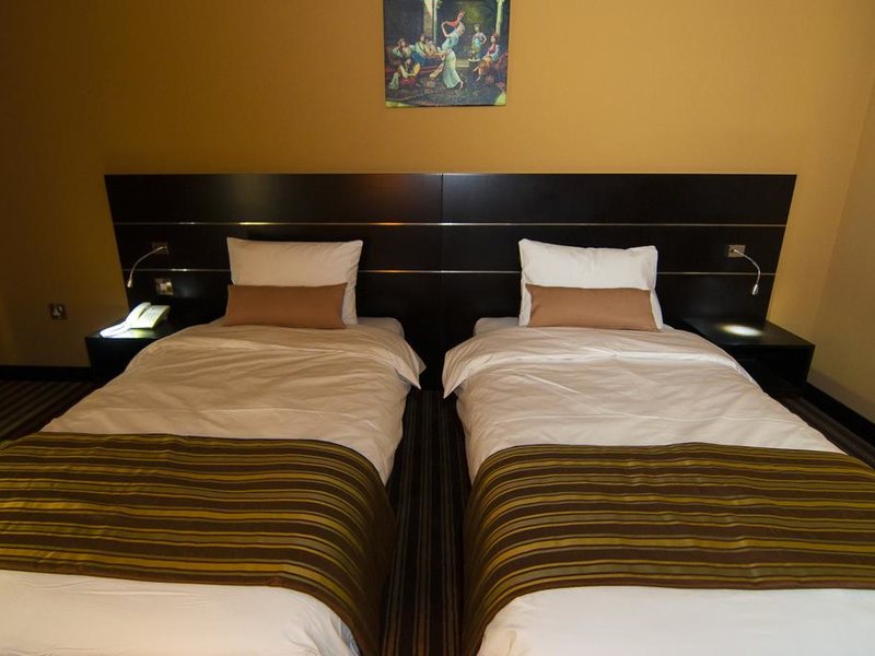 Aldar Hotel One to One  298992