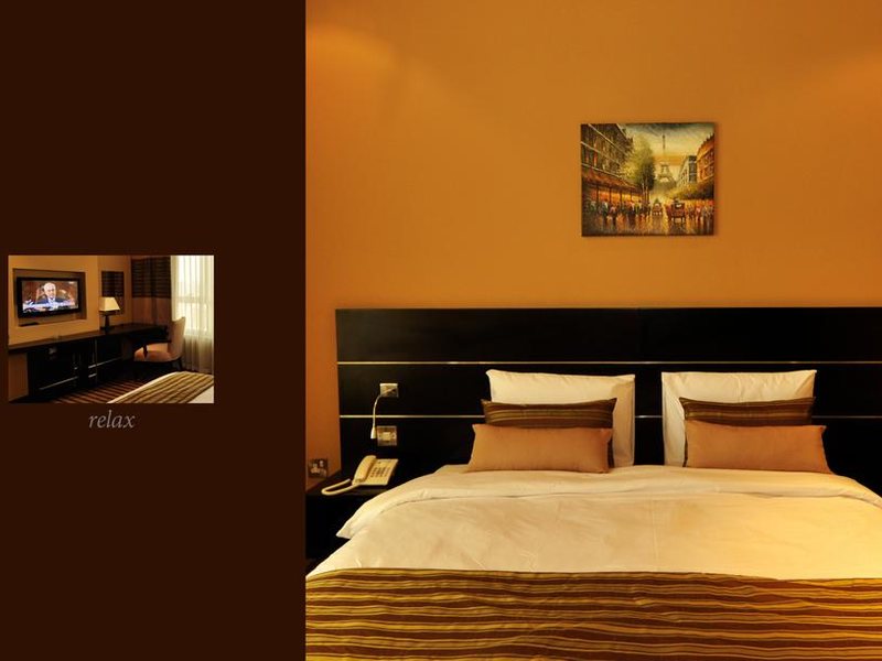 Aldar Hotel One to One  299003