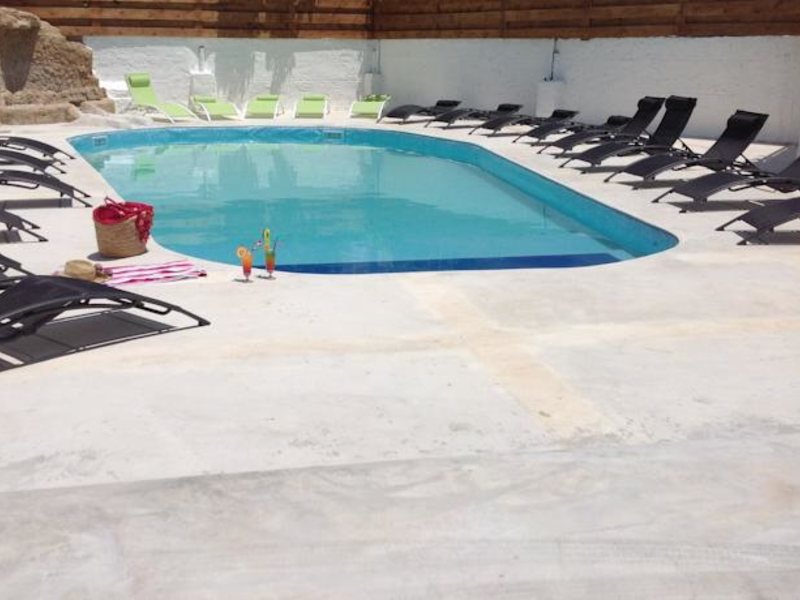 Alecos Hotel Apts 99521