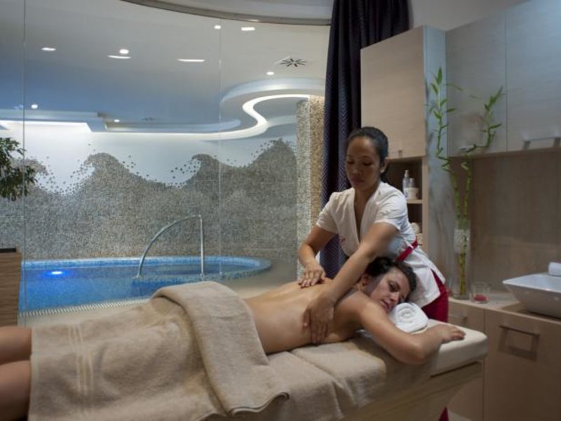 Alexandar Luxury Suites & Spa 70562