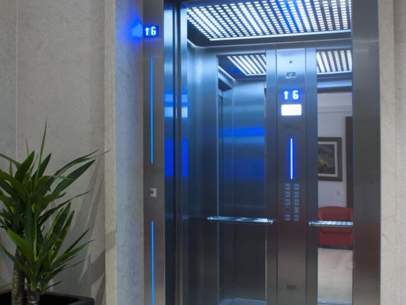 Alexandar Luxury Suites & Spa 70570