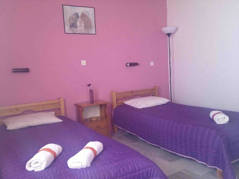 Alexandra Apartments 256535