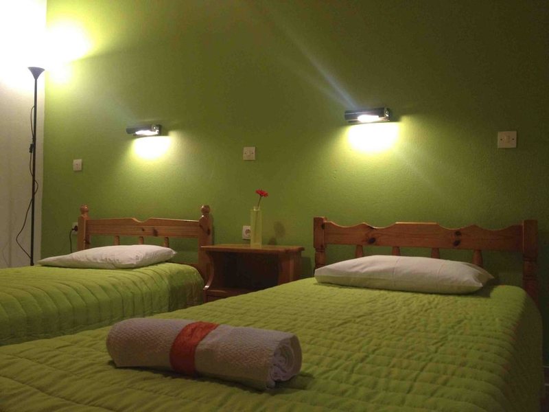 Alexandra Apartments 256539