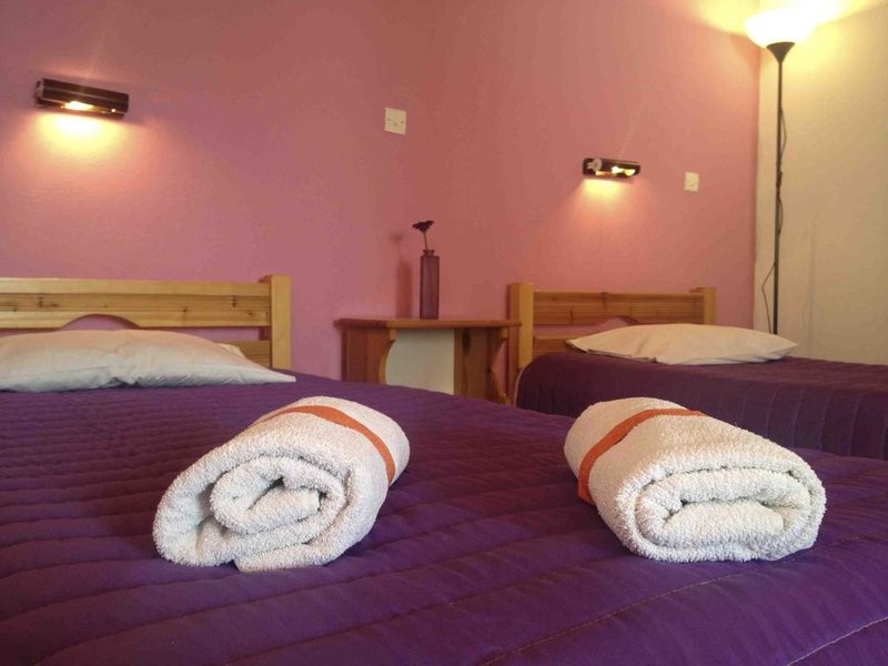 Alexandra Apartments 256542