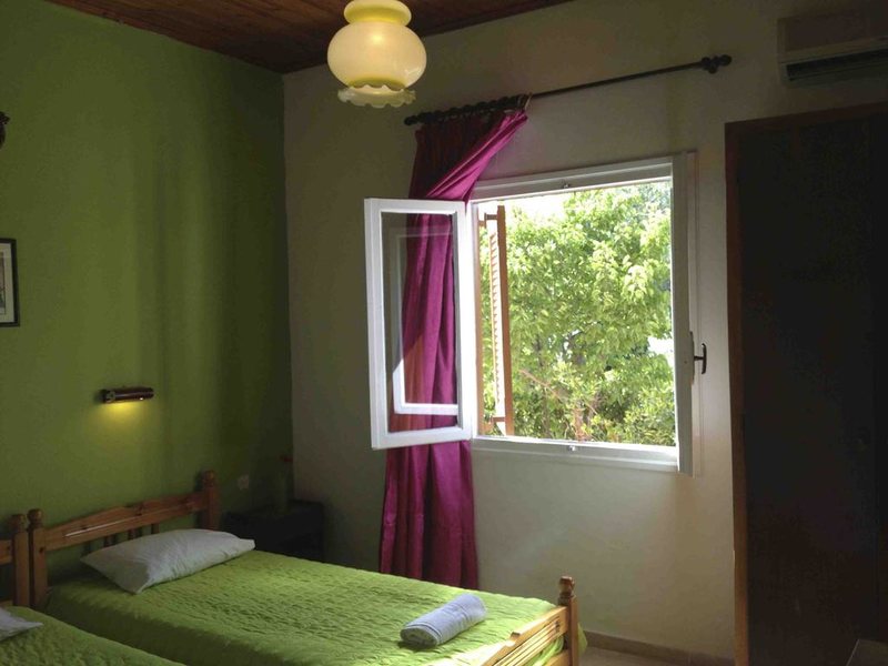 Alexandra Apartments 256547