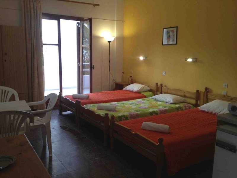 Alexandra Apartments 256549