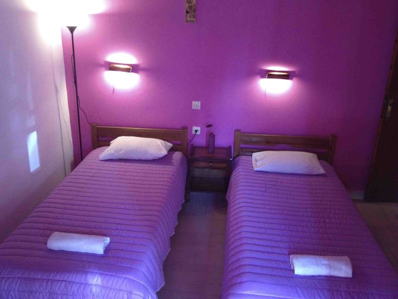 Alexandra Apartments 256552