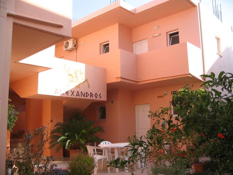Alexandros Apartments  214800
