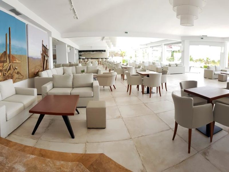 Alexandros Palace Hotel & Suites 249137