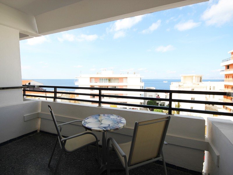 Alexia Premier City Hotel 81999