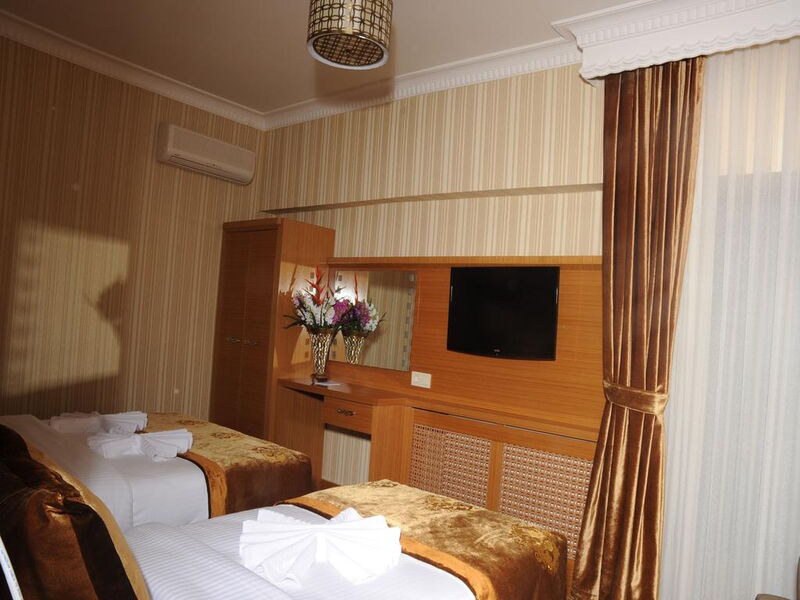 Alfa Hotel  240145