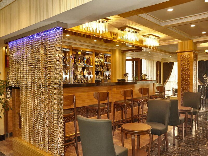Alfa Hotel  240164
