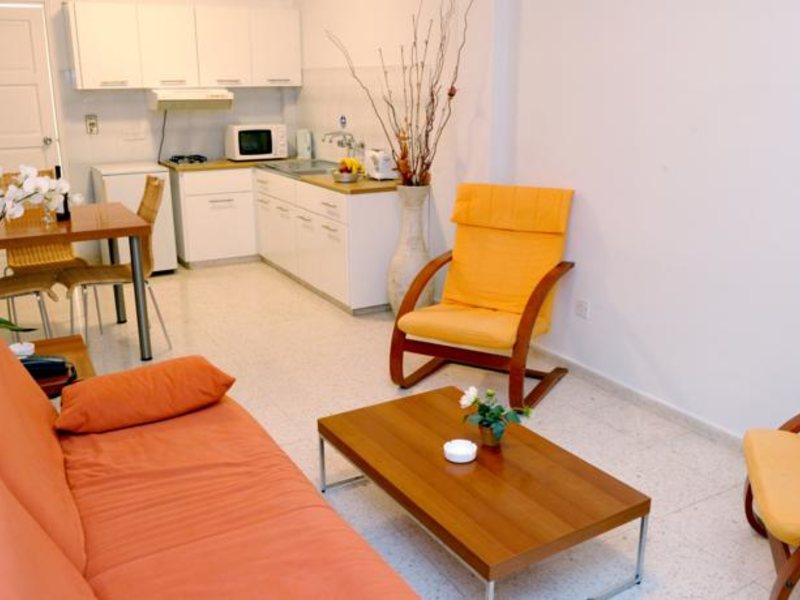 Alkionest Hotel Apts 99612