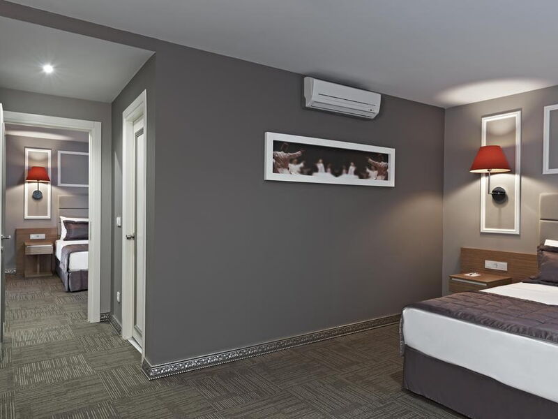 All Seasons Hotel 194263