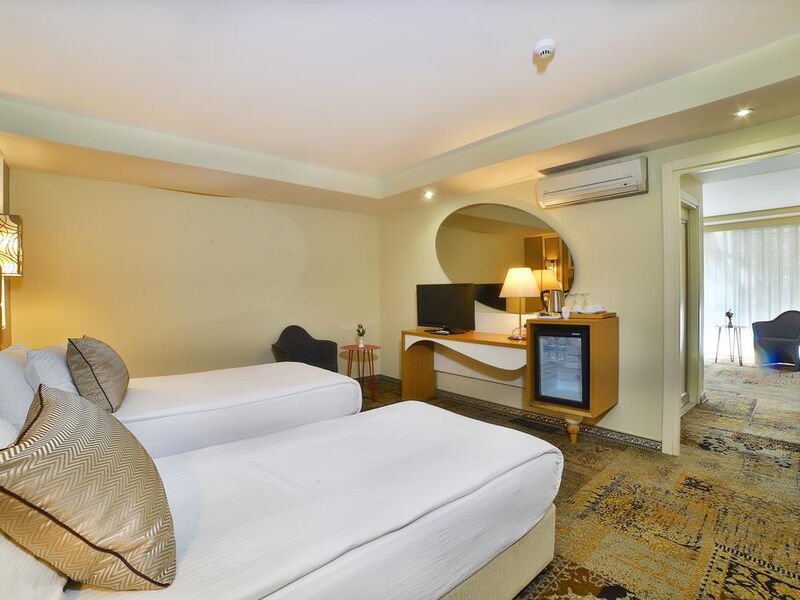 All Seasons Hotel 294288