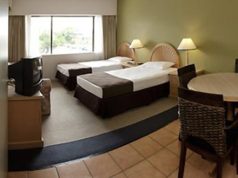 All Seasons Oasis Hotel 27770