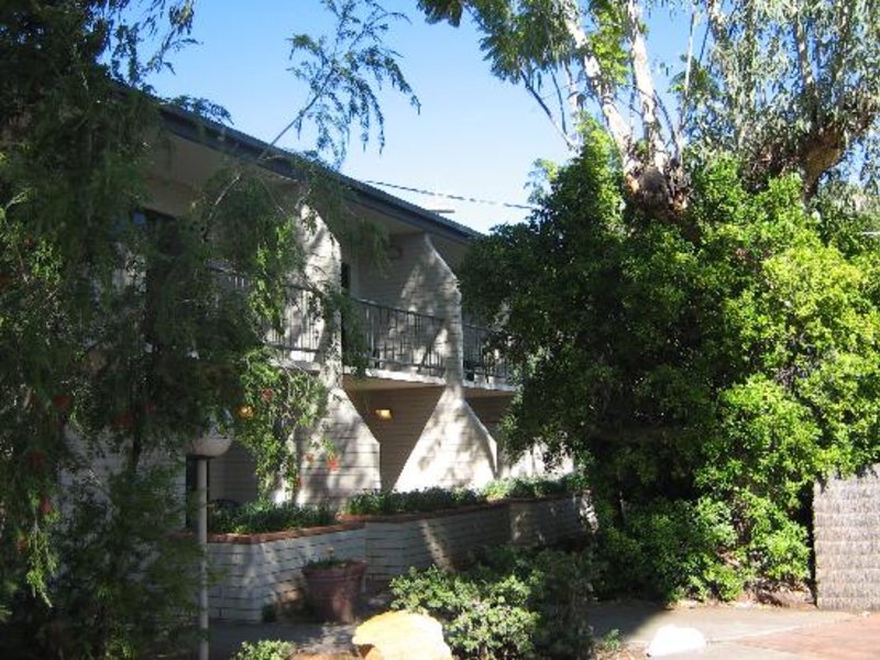 All Seasons Oasis Hotel 27777