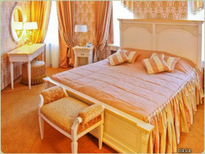 Alleya Grand Hotel 14000