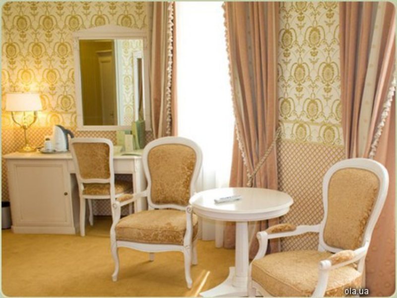 Alleya Grand Hotel 14005