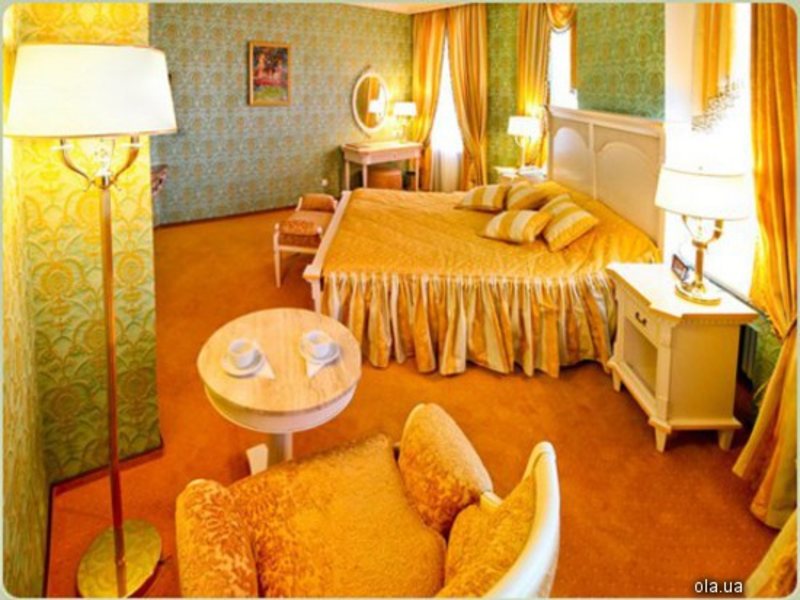 Alleya Grand Hotel 14008