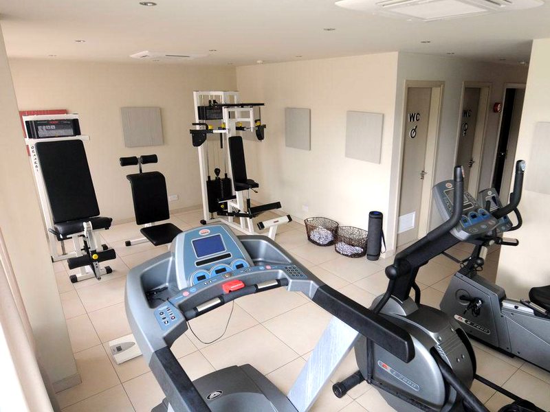 Almond Business Suites Apts 87578