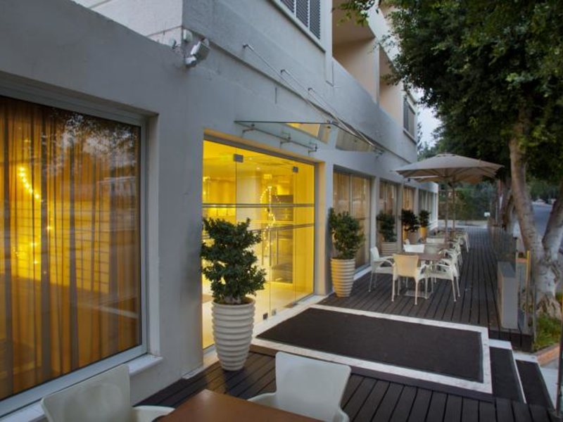 Almond Business Suites Apts 87594