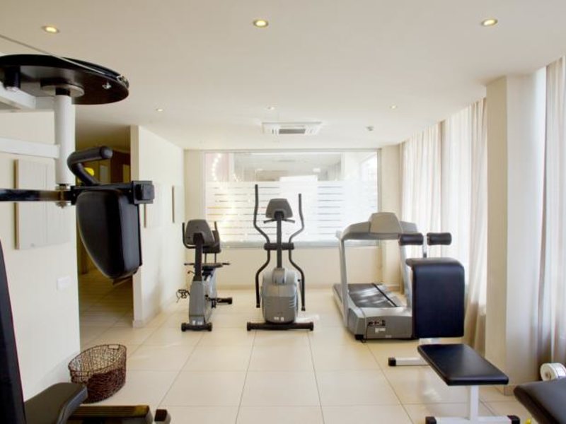 Almond Business Suites Apts 87616