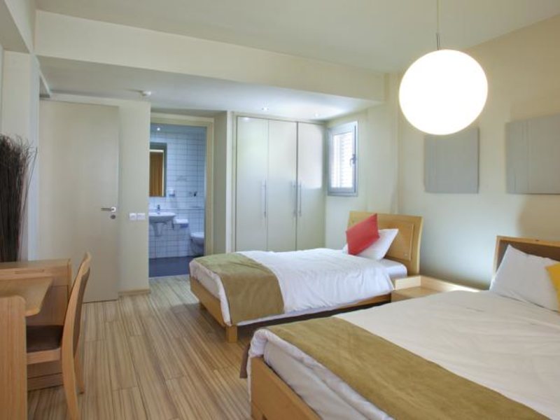 Almond Business Suites Apts 87618