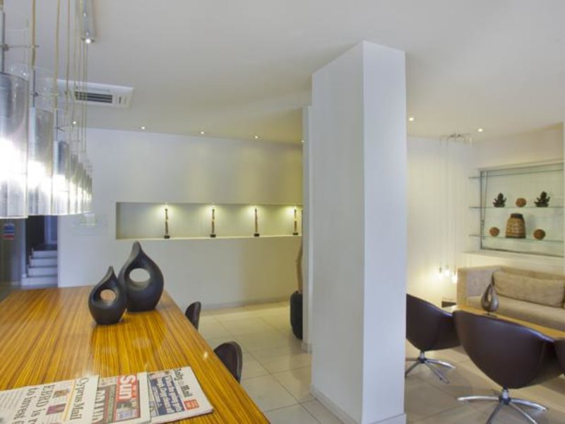 Almond Business Suites Apts 87620