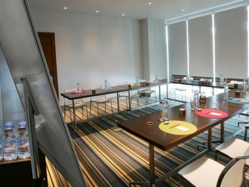 Aloft Abu Dhabi 132037