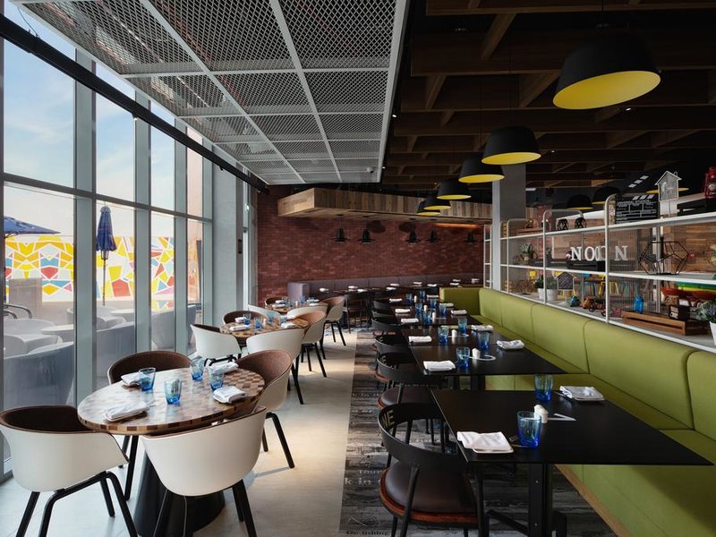 Aloft Dubai South 297147