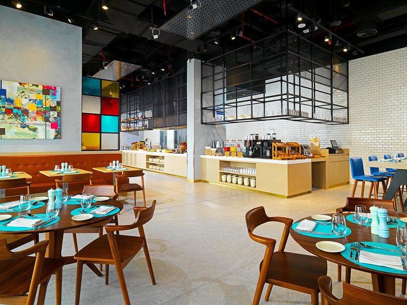 Aloft Palm Jumeirah 270222