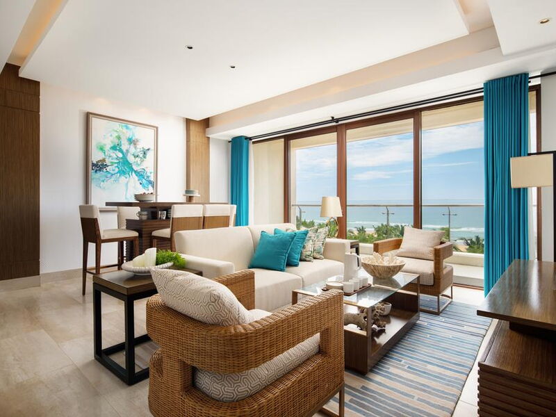 Aloha Oceanfront Suite Resort 298512