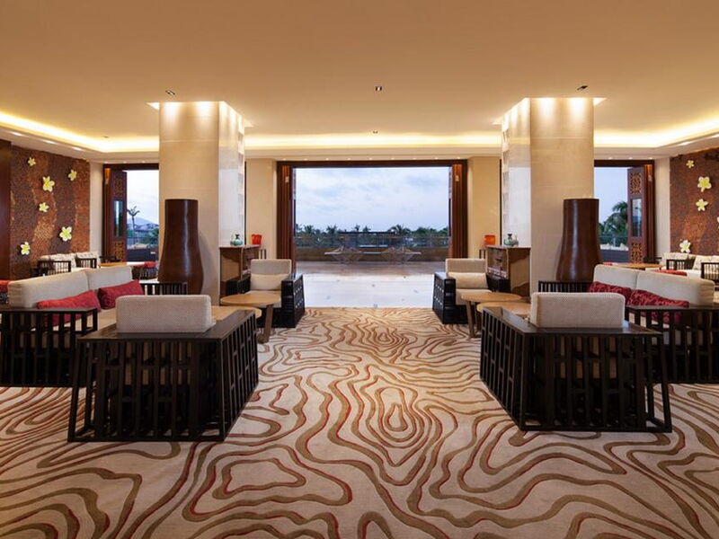 Aloha Oceanfront Suite Resort 298537