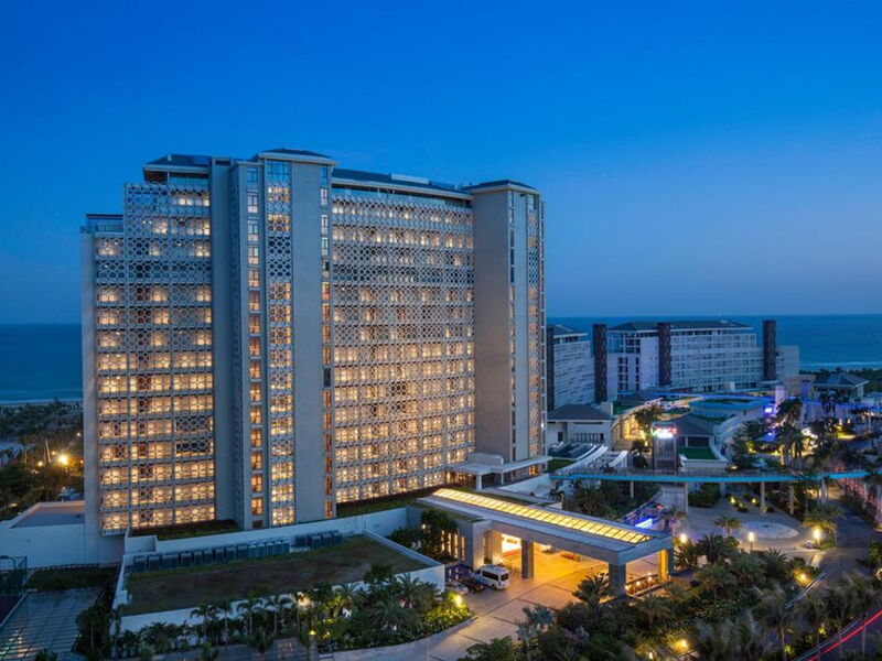 Aloha Oceanfront Suite Resort 298538