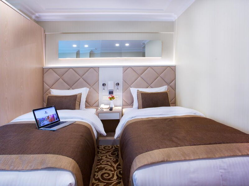 Alpinn Hotel 240174