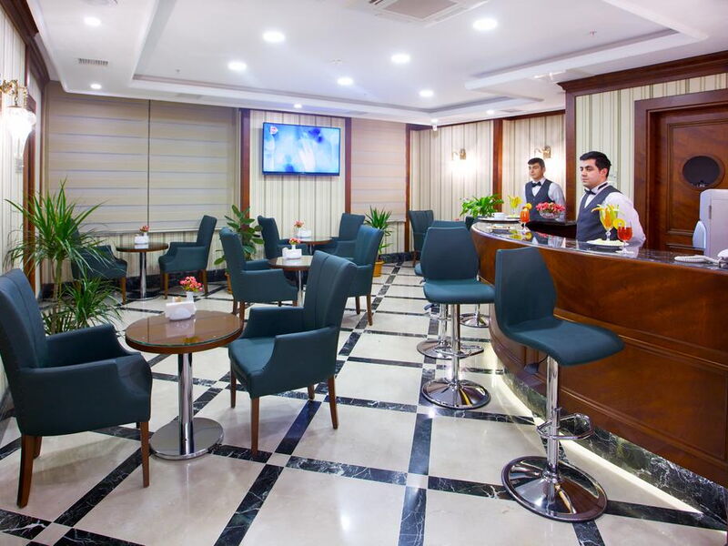 Alpinn Hotel 240179