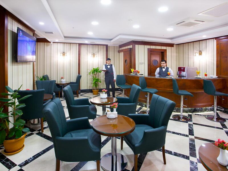 Alpinn Hotel 240180