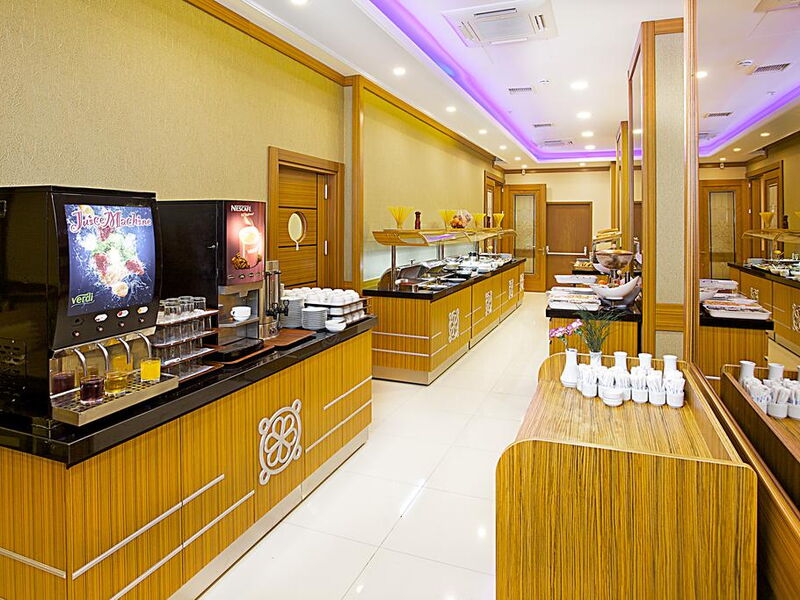 Alpinn Hotel 240188