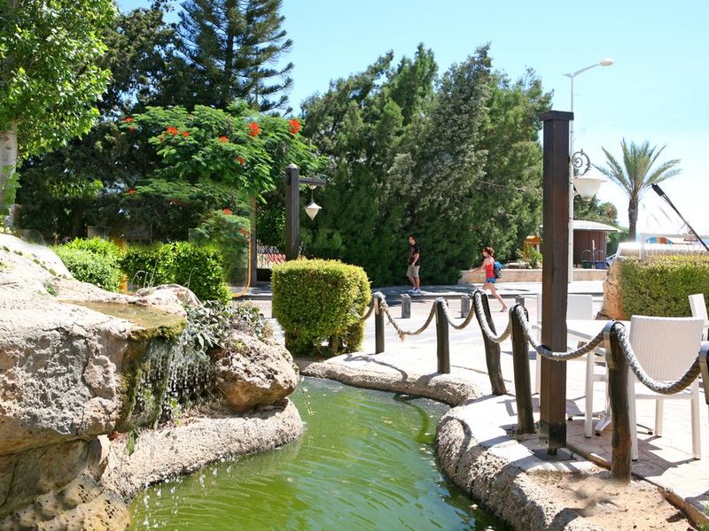 Alva Hotel Apts 204379