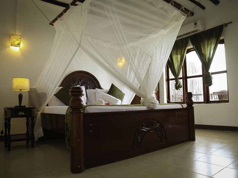 Amaan Bungalows 198465