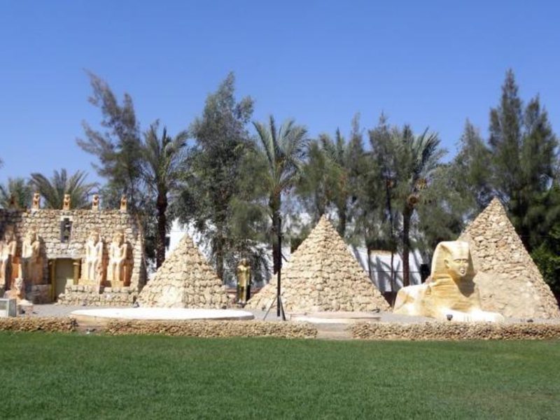 Amar Sina Egyptian Village 50219