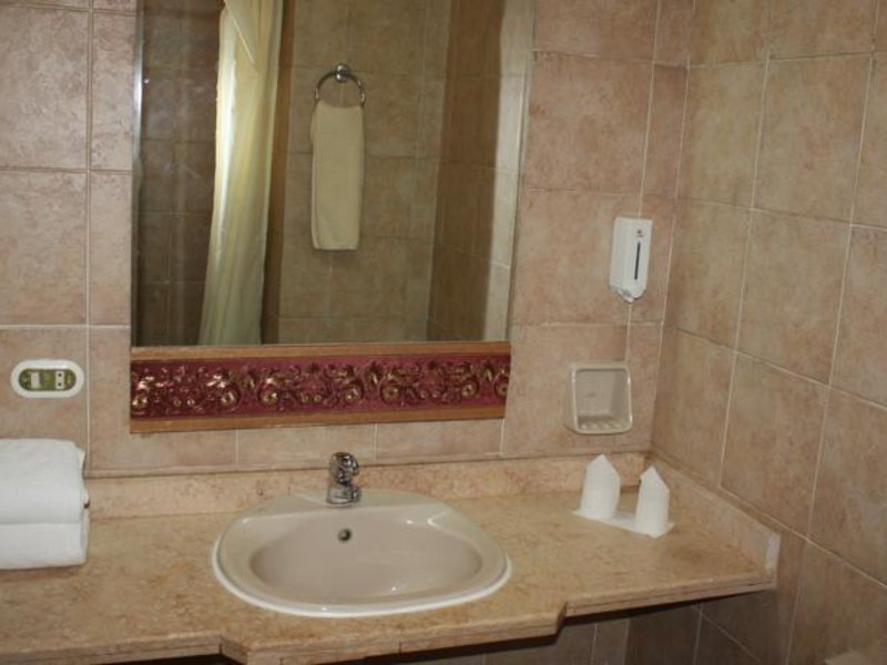 Amar Sina Egyptian Village 50233