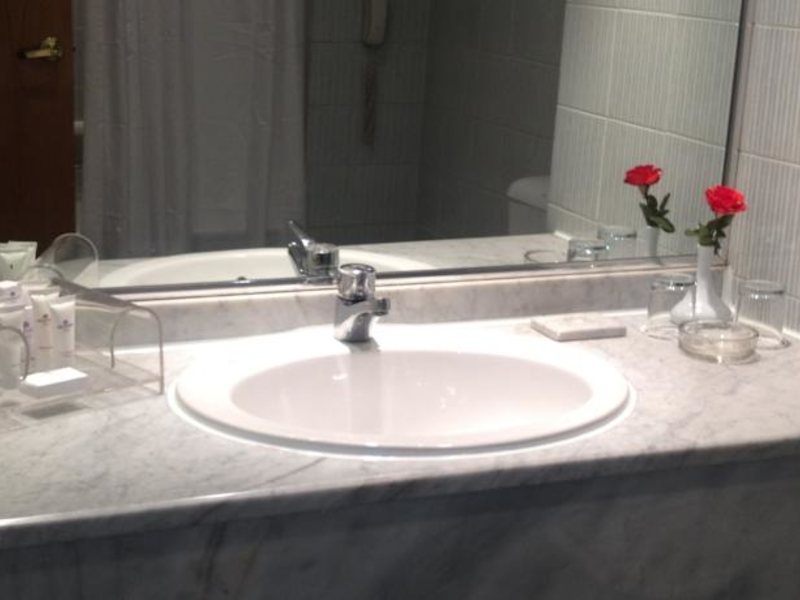 Amarante Pyramids 121582