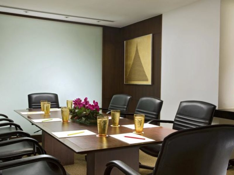 Amari Boulevard Hotel 148326