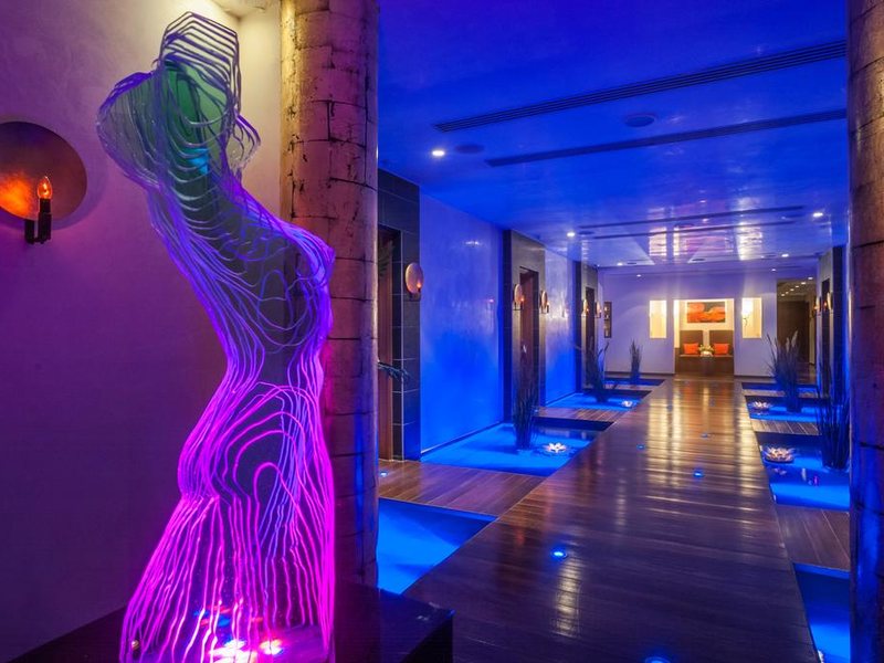 Amathus Beach Hotel 204452